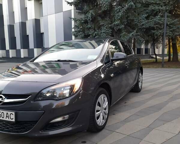 Серый Опель Астра, объемом двигателя 1.36 л и пробегом 197 тыс. км за 6700 $, фото 1 на Automoto.ua