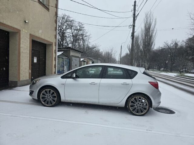 Серый Опель Астра, объемом двигателя 1.6 л и пробегом 230 тыс. км за 7600 $, фото 1 на Automoto.ua