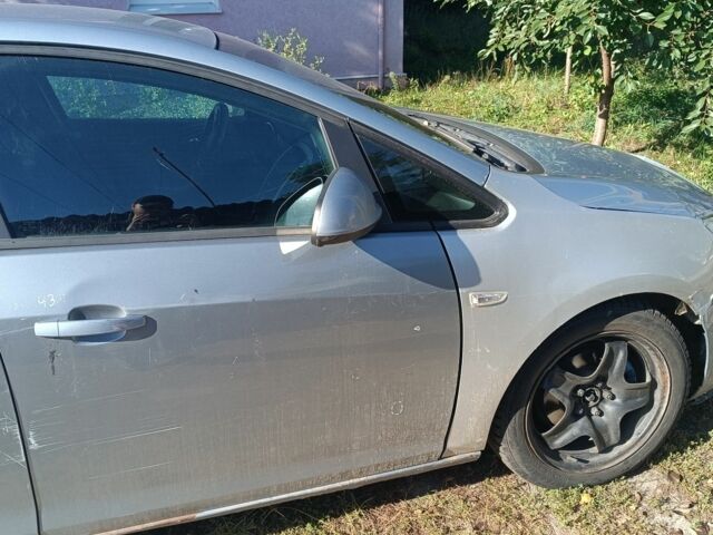 Опель Астра 2015 у Сумах на Automoto.ua Сірий Опель Астра, об'ємом двигуна 0 л та пробігом 180 тис. км за 955 $, фото 4 на Automoto.ua