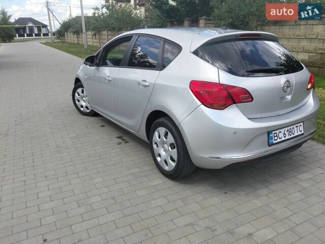 Сірий Опель Астра, об'ємом двигуна 1.6 л та пробігом 225 тис. км за 8000 $, фото 3 на Automoto.ua