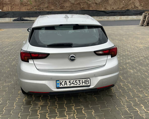 Серый Опель Астра, объемом двигателя 1.4 л и пробегом 160 тыс. км за 10000 $, фото 5 на Automoto.ua