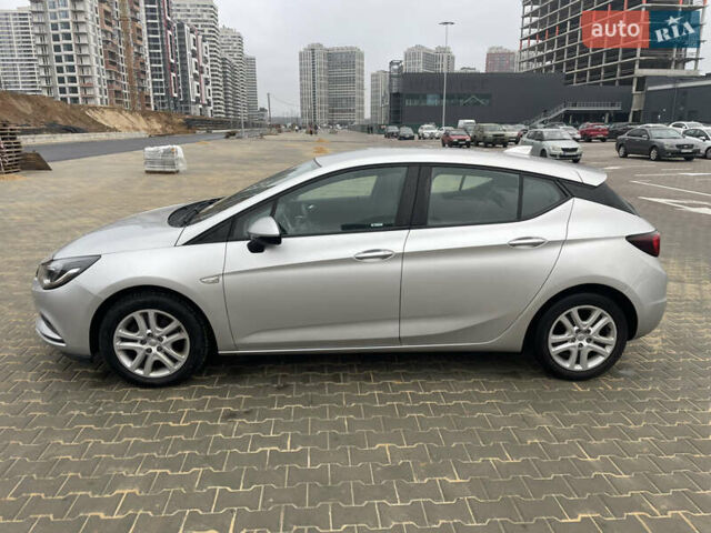 Серый Опель Астра, объемом двигателя 1.4 л и пробегом 160 тыс. км за 10000 $, фото 2 на Automoto.ua