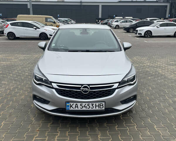 Серый Опель Астра, объемом двигателя 1.4 л и пробегом 160 тыс. км за 10000 $, фото 1 на Automoto.ua