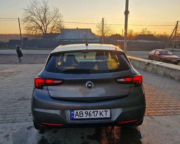 Серый Опель Астра, объемом двигателя 1.6 л и пробегом 76 тыс. км за 12100 $, фото 2 на Automoto.ua