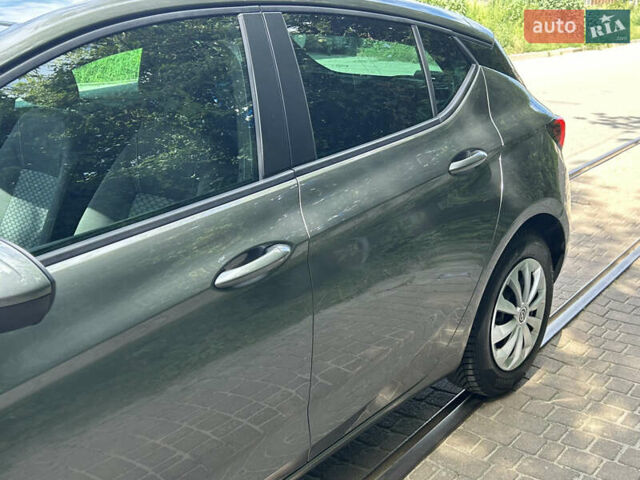Сірий Опель Астра, об'ємом двигуна 1.5 л та пробігом 105 тис. км за 12450 $, фото 15 на Automoto.ua