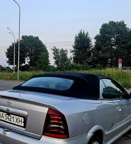 Серый Опель Астра, объемом двигателя 2.2 л и пробегом 212 тыс. км за 3700 $, фото 3 на Automoto.ua