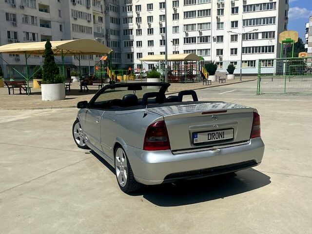 Сірий Опель Астра, об'ємом двигуна 1.8 л та пробігом 180 тис. км за 4500 $, фото 3 на Automoto.ua