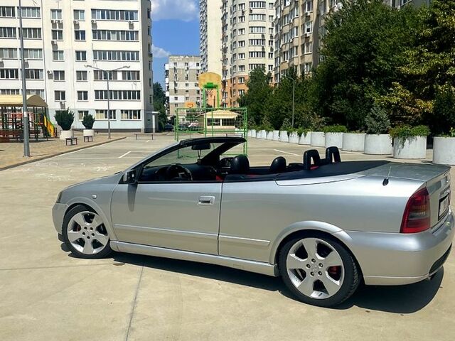 Сірий Опель Астра, об'ємом двигуна 1.8 л та пробігом 180 тис. км за 4500 $, фото 4 на Automoto.ua