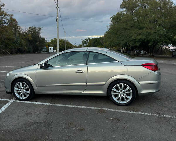 Серый Опель Астра, объемом двигателя 1.6 л и пробегом 220 тыс. км за 5500 $, фото 2 на Automoto.ua