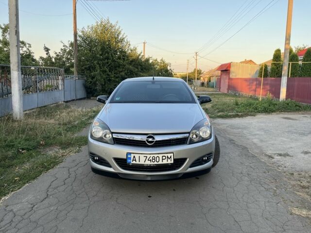 Серый Опель Астра, объемом двигателя 1.6 л и пробегом 166 тыс. км за 6300 $, фото 5 на Automoto.ua