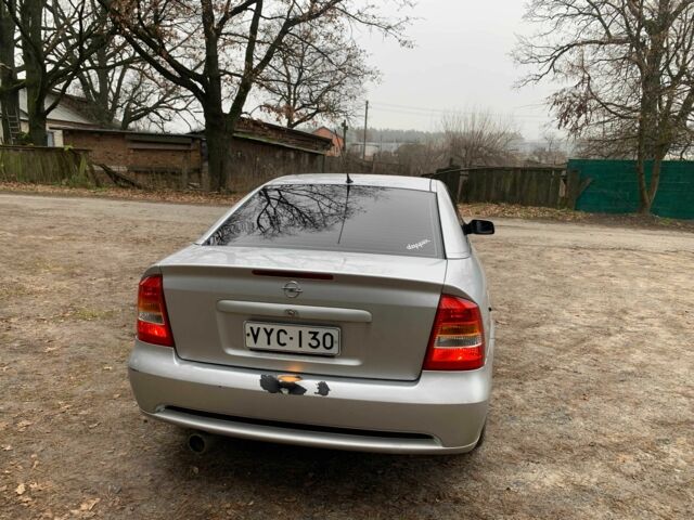 Серый Опель Астра, объемом двигателя 1.8 л и пробегом 220 тыс. км за 2837 $, фото 15 на Automoto.ua