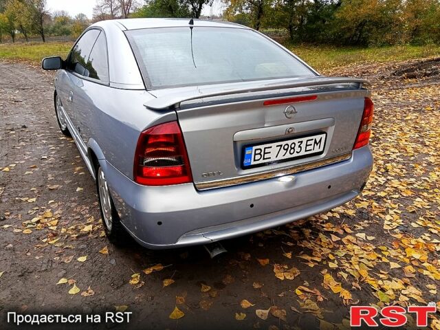 Серый Опель Астра, объемом двигателя 2.2 л и пробегом 0 тыс. км за 3000 $, фото 3 на Automoto.ua