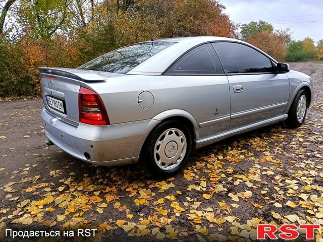 Серый Опель Астра, объемом двигателя 2.2 л и пробегом 0 тыс. км за 3000 $, фото 2 на Automoto.ua