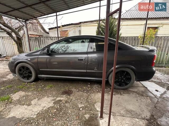 Сірий Опель Астра, об'ємом двигуна 2.2 л та пробігом 209 тис. км за 4500 $, фото 2 на Automoto.ua