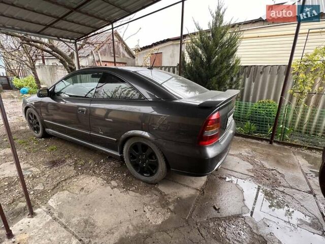 Сірий Опель Астра, об'ємом двигуна 2.2 л та пробігом 209 тис. км за 4500 $, фото 1 на Automoto.ua