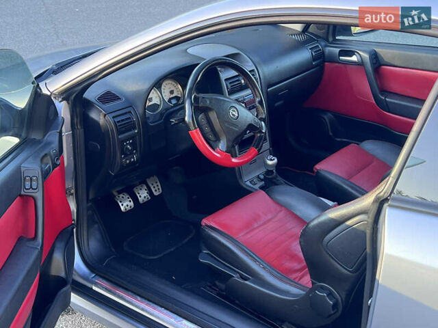 Сірий Опель Астра, об'ємом двигуна 1.8 л та пробігом 245 тис. км за 3200 $, фото 10 на Automoto.ua