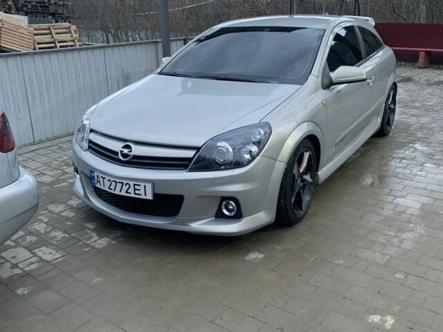 Серый Опель Астра, объемом двигателя 1.9 л и пробегом 337 тыс. км за 5650 $, фото 6 на Automoto.ua