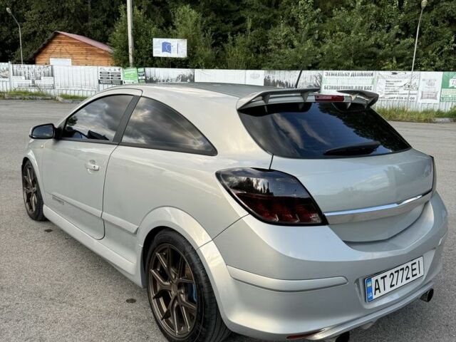 Серый Опель Астра, объемом двигателя 1.9 л и пробегом 337 тыс. км за 5650 $, фото 1 на Automoto.ua