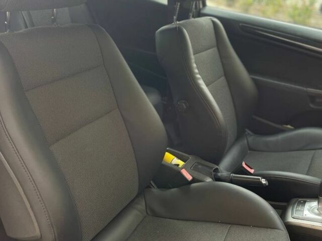 Серый Опель Астра, объемом двигателя 1.6 л и пробегом 290 тыс. км за 4400 $, фото 6 на Automoto.ua