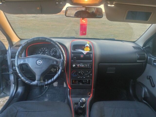 Сірий Опель Астра, об'ємом двигуна 1.4 л та пробігом 2 тис. км за 3500 $, фото 2 на Automoto.ua