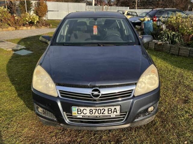 Серый Опель Астра, объемом двигателя 1.6 л и пробегом 220 тыс. км за 4900 $, фото 1 на Automoto.ua