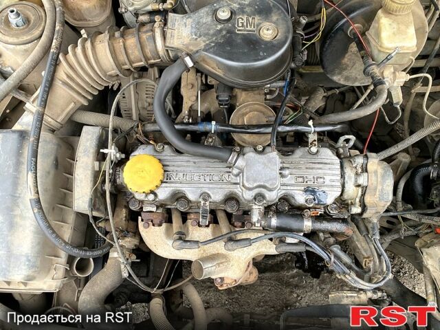 Сірий Опель Астра, об'ємом двигуна 1.8 л та пробігом 380 тис. км за 940 $, фото 6 на Automoto.ua