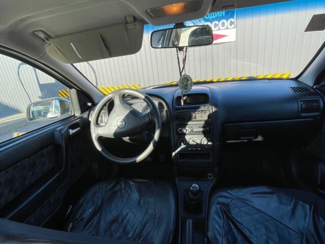 Серый Опель Астра, объемом двигателя 1.7 л и пробегом 486 тыс. км за 1700 $, фото 6 на Automoto.ua