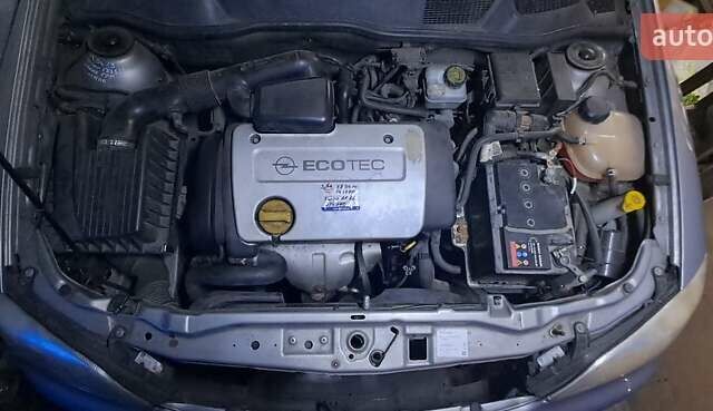 Сірий Опель Астра, об'ємом двигуна 1.4 л та пробігом 164 тис. км за 3100 $, фото 4 на Automoto.ua