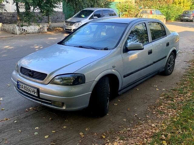 Сірий Опель Астра, об'ємом двигуна 1.8 л та пробігом 500 тис. км за 3600 $, фото 3 на Automoto.ua