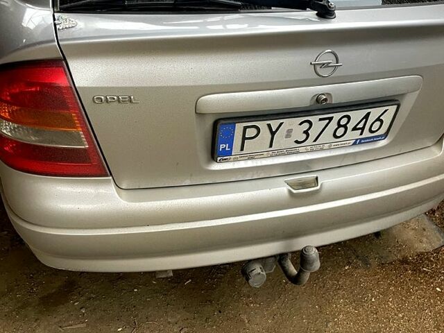 Серый Опель Астра, объемом двигателя 1.7 л и пробегом 250 тыс. км за 1750 $, фото 7 на Automoto.ua