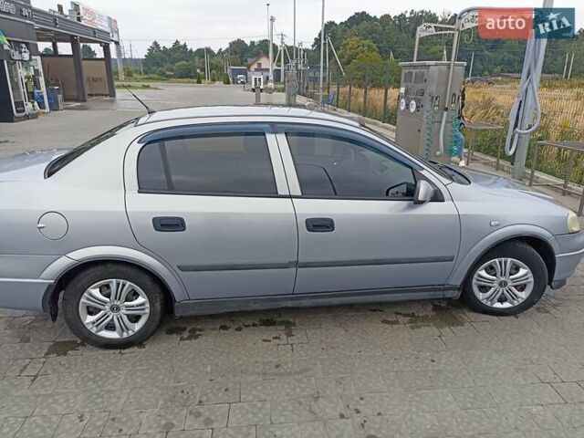 Сірий Опель Астра, об'ємом двигуна 1.6 л та пробігом 200 тис. км за 4000 $, фото 5 на Automoto.ua