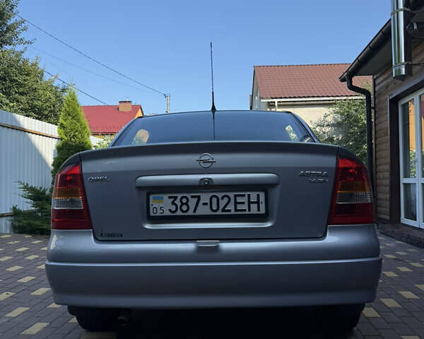 Сірий Опель Астра, об'ємом двигуна 1.4 л та пробігом 90 тис. км за 3500 $, фото 4 на Automoto.ua