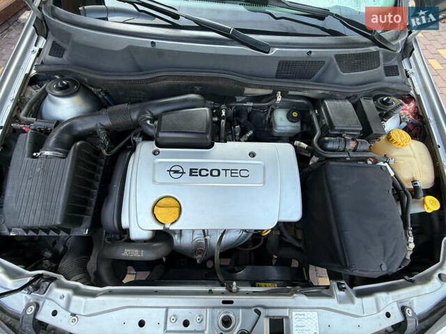 Сірий Опель Астра, об'ємом двигуна 1.4 л та пробігом 90 тис. км за 3500 $, фото 24 на Automoto.ua