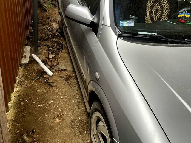 Серый Опель Астра, объемом двигателя 1.7 л и пробегом 250 тыс. км за 1750 $, фото 3 на Automoto.ua