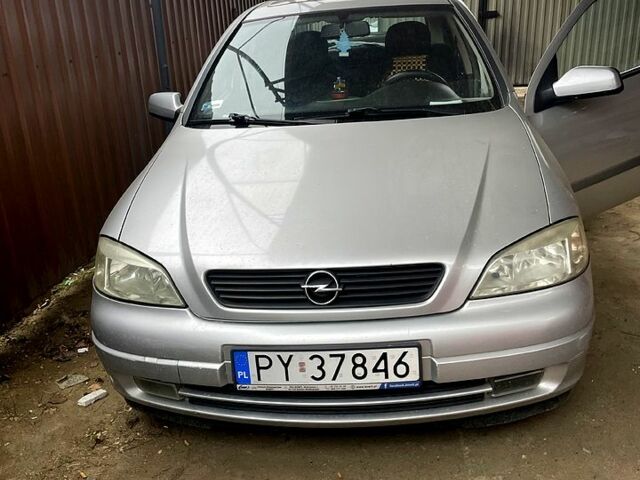 Серый Опель Астра, объемом двигателя 1.7 л и пробегом 250 тыс. км за 1750 $, фото 1 на Automoto.ua