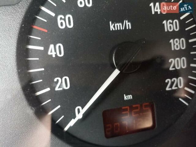 Сірий Опель Астра, об'ємом двигуна 1.6 л та пробігом 200 тис. км за 4000 $, фото 20 на Automoto.ua