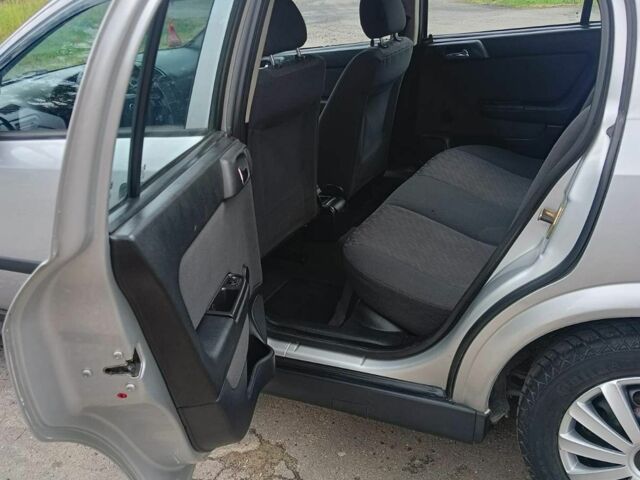Сірий Опель Астра, об'ємом двигуна 1.4 л та пробігом 260 тис. км за 3800 $, фото 13 на Automoto.ua