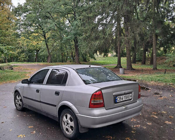Сірий Опель Астра, об'ємом двигуна 2.2 л та пробігом 380 тис. км за 2500 $, фото 3 на Automoto.ua