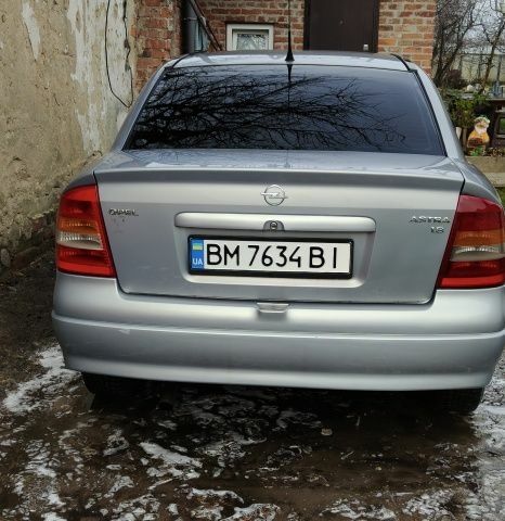 Серый Опель Астра, объемом двигателя 1.8 л и пробегом 310 тыс. км за 3300 $, фото 3 на Automoto.ua