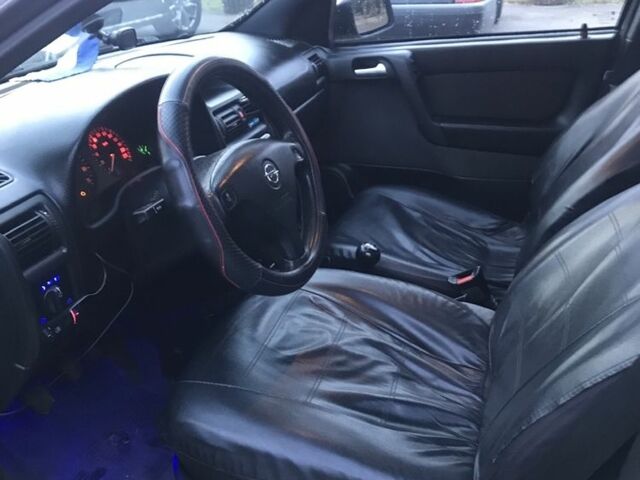 Серый Опель Астра, объемом двигателя 1.4 л и пробегом 420 тыс. км за 1000 $, фото 22 на Automoto.ua