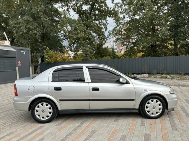 Сірий Опель Астра, об'ємом двигуна 1.6 л та пробігом 220 тис. км за 3500 $, фото 12 на Automoto.ua