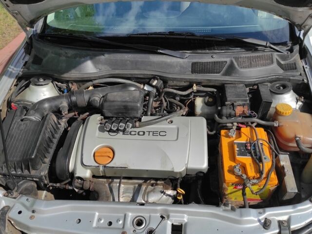 Серый Опель Астра, объемом двигателя 0.14 л и пробегом 283 тыс. км за 3200 $, фото 7 на Automoto.ua