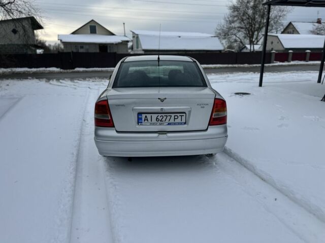 Сірий Опель Астра, об'ємом двигуна 1.8 л та пробігом 190 тис. км за 2900 $, фото 3 на Automoto.ua