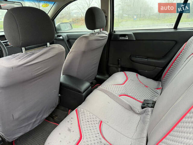 Серый Опель Астра, объемом двигателя 1.4 л и пробегом 300 тыс. км за 2800 $, фото 6 на Automoto.ua