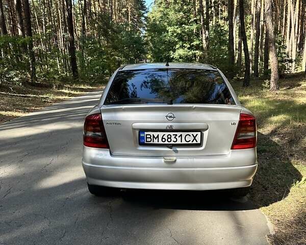 Серый Опель Астра, объемом двигателя 1.6 л и пробегом 117 тыс. км за 4350 $, фото 6 на Automoto.ua