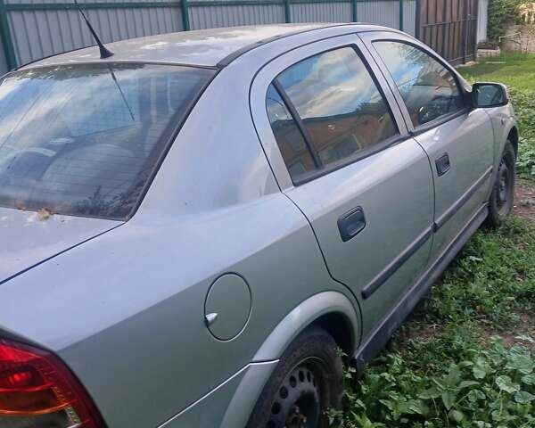 Сірий Опель Астра, об'ємом двигуна 1.39 л та пробігом 245 тис. км за 3200 $, фото 5 на Automoto.ua