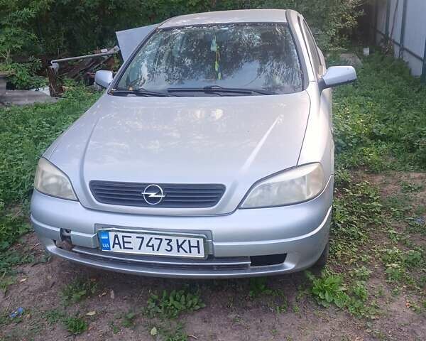 Сірий Опель Астра, об'ємом двигуна 1.39 л та пробігом 245 тис. км за 3200 $, фото 10 на Automoto.ua