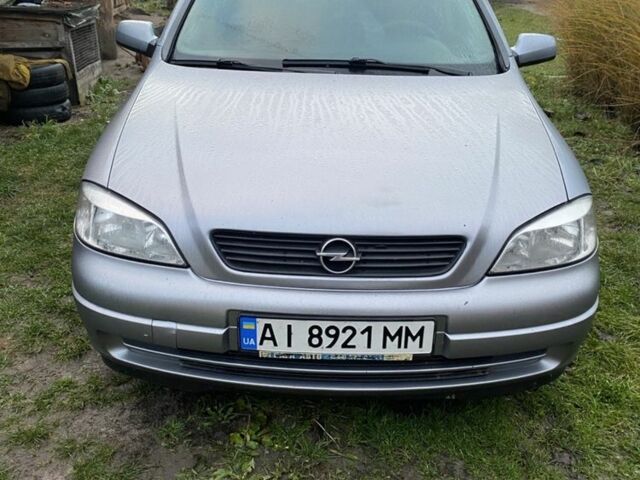 Серый Опель Астра, объемом двигателя 1.4 л и пробегом 160 тыс. км за 2500 $, фото 2 на Automoto.ua