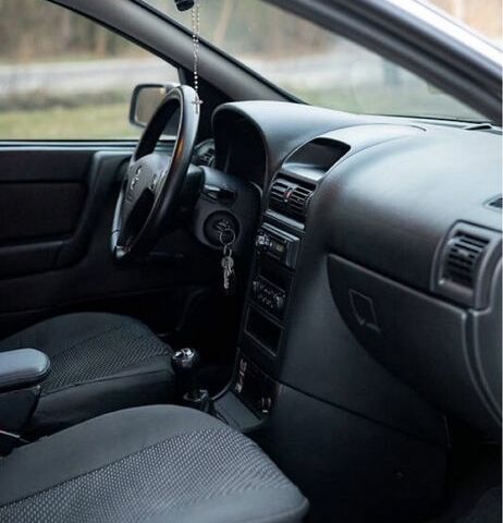 Сірий Опель Астра, об'ємом двигуна 1.4 л та пробігом 389 тис. км за 3200 $, фото 1 на Automoto.ua