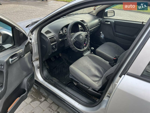 Серый Опель Астра, объемом двигателя 1.7 л и пробегом 303 тыс. км за 3500 $, фото 2 на Automoto.ua